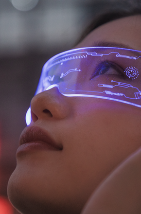 Woman with glasses - Getty Images